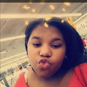 Meet your Posher, 𝓹𝓻𝓮𝓽𝓽𝔂𝓵𝓾𝓵.